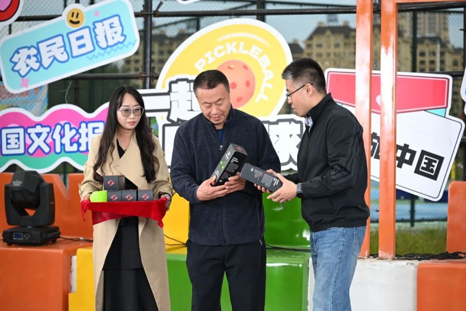 rghwW, 时感受丹东